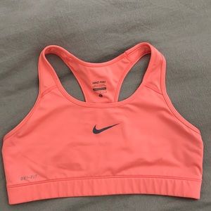 Sports bra